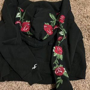 Hollister rose sweater